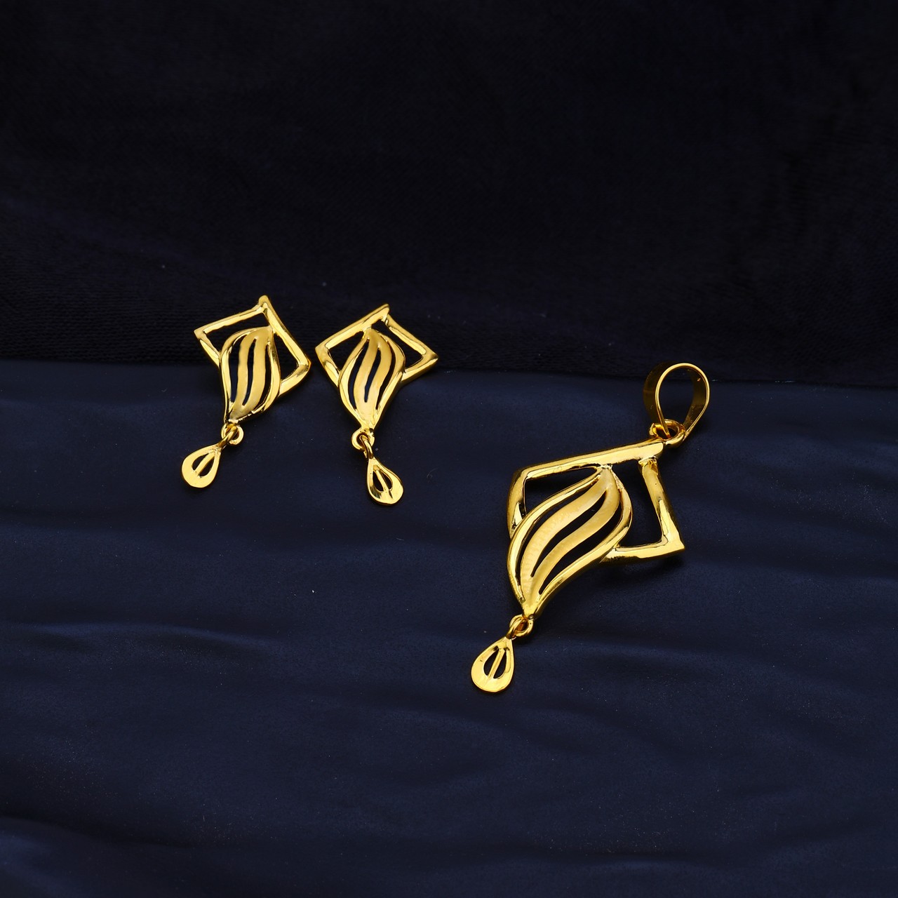 Plain Pendant Set (PPS2)