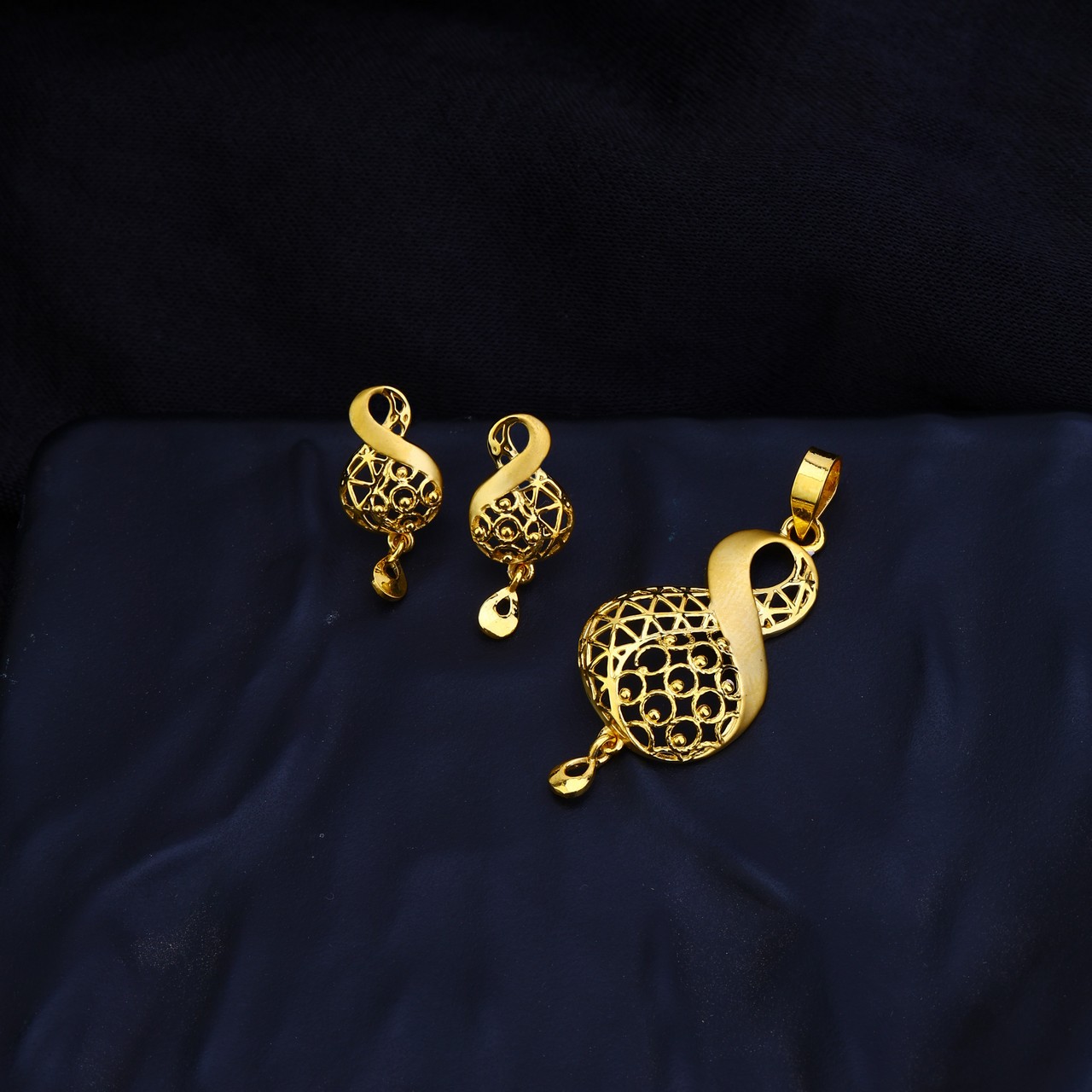 Plain Pendant Set (PPS38)