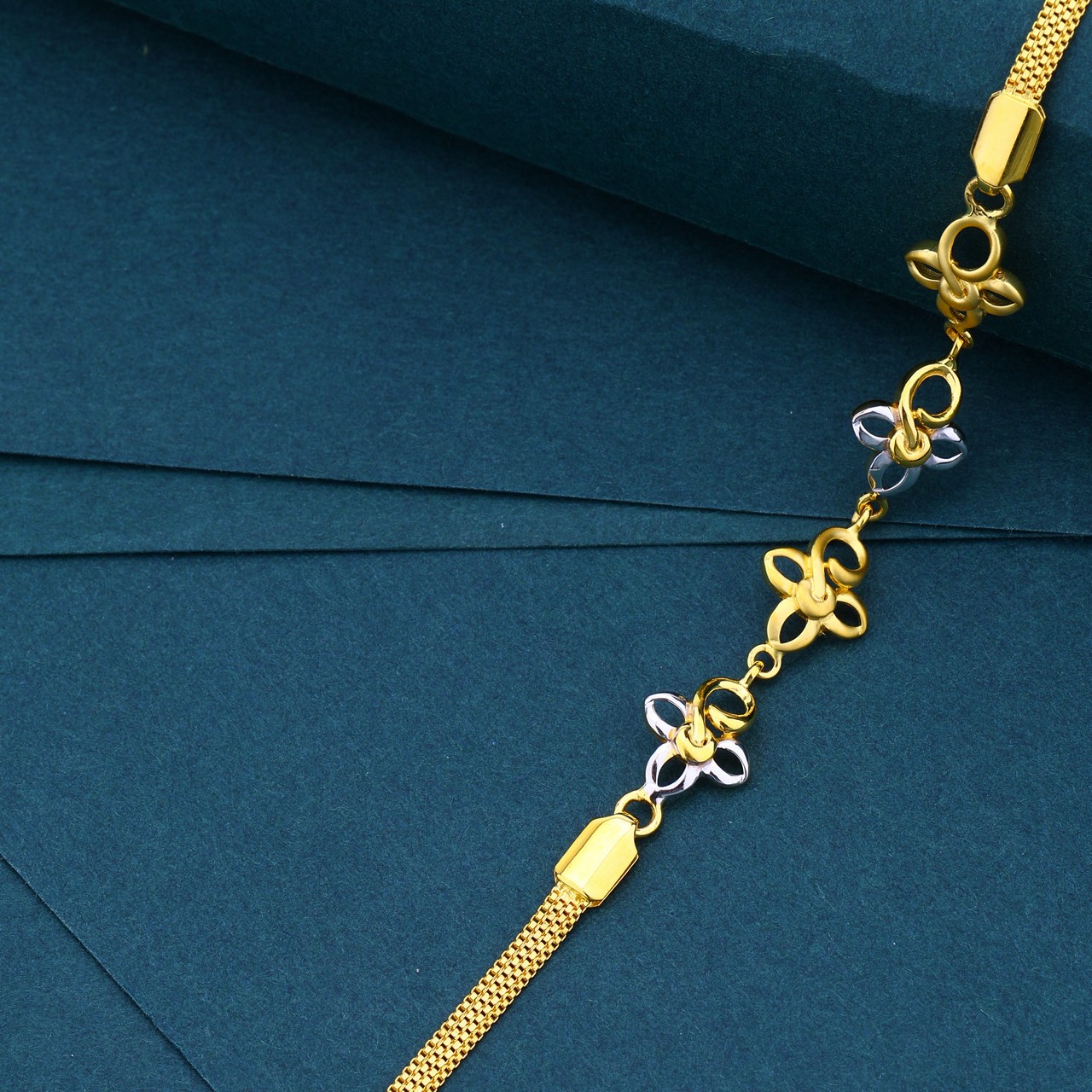 Plain Lucky (PTOPS244)