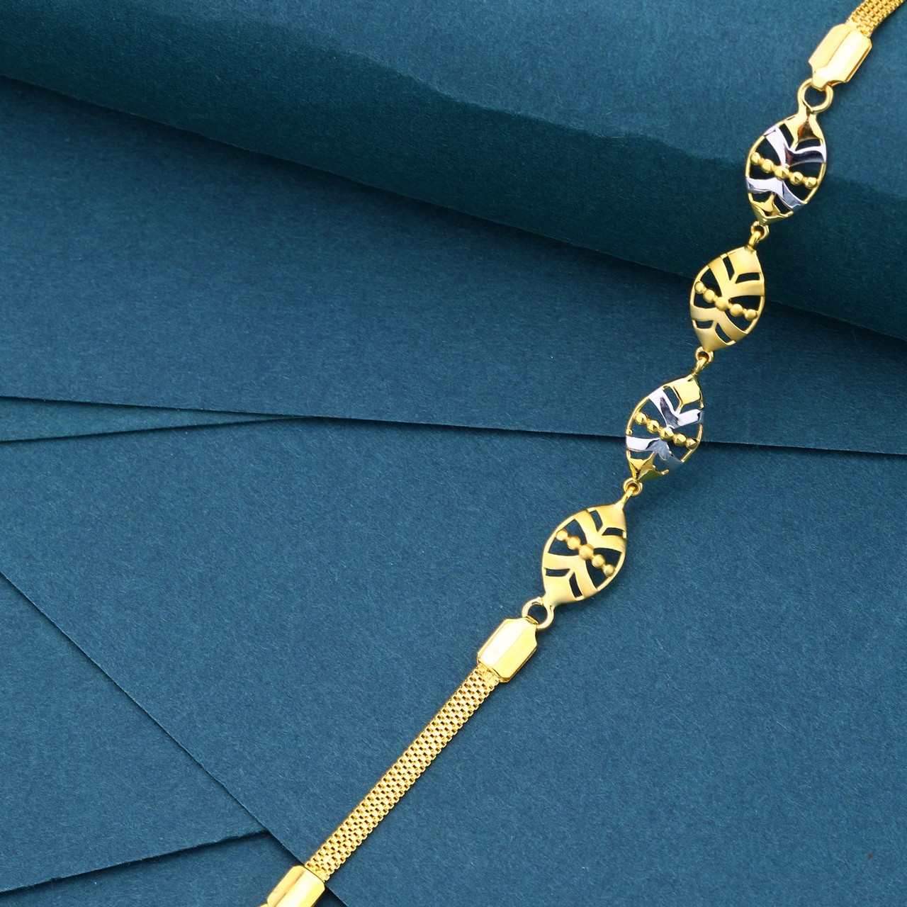 Plain Lucky (PTOPS372)