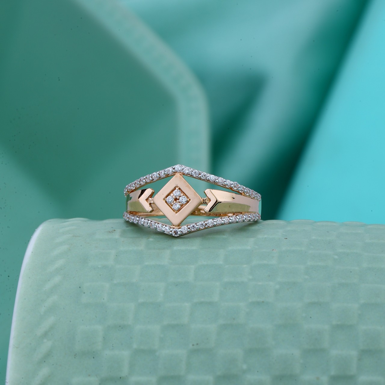 Rose Gold Ladies Ring (RLR15936)