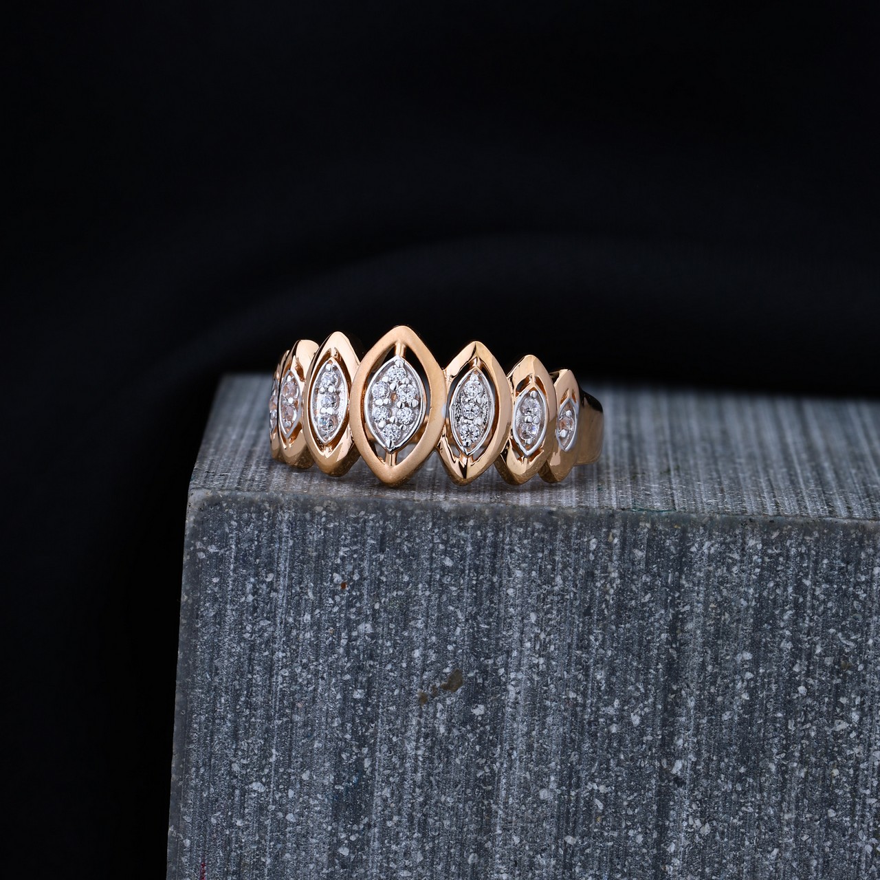 Rose Gold Ladies Ring (RLR16084)
