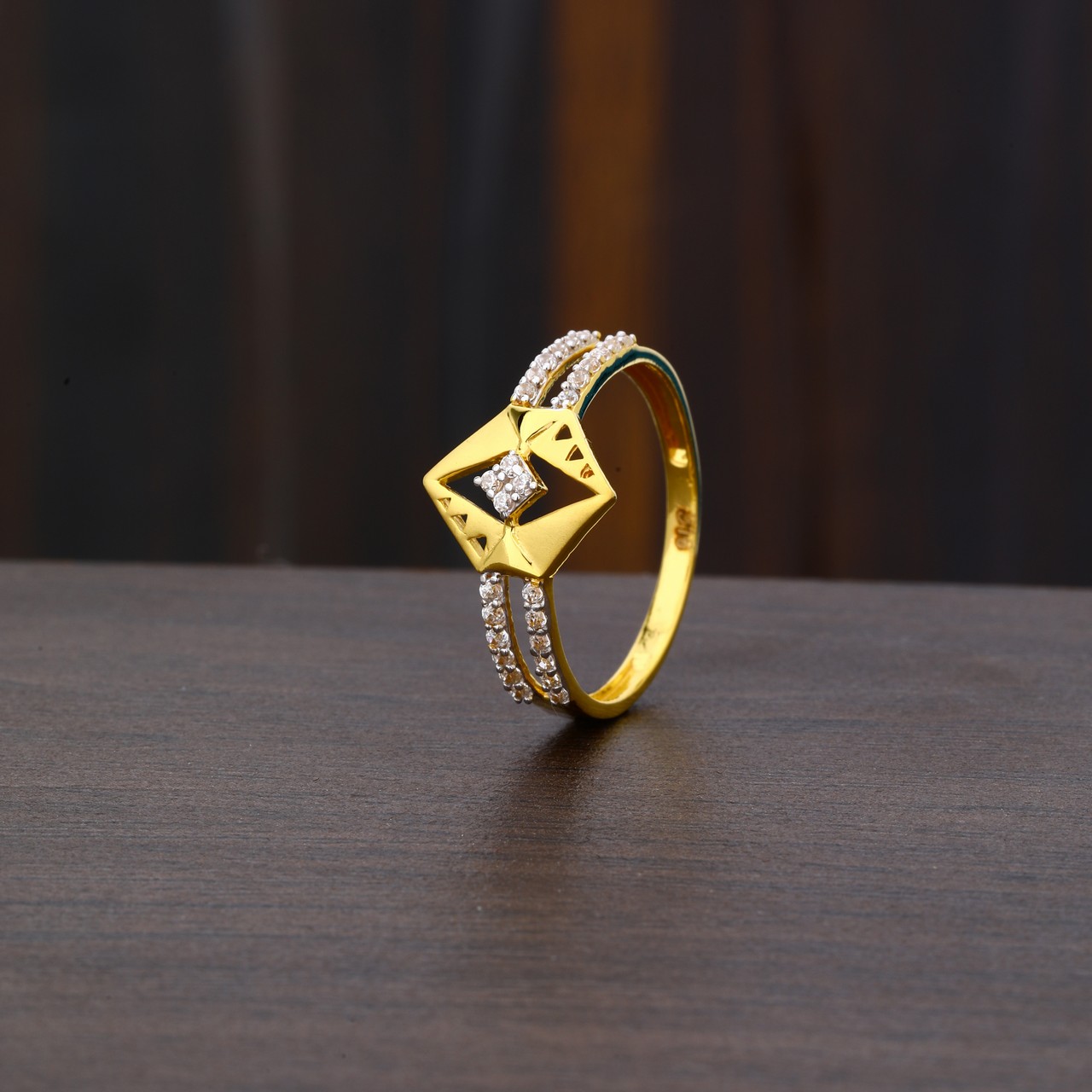 CZ Ladies Ring (LR16292)