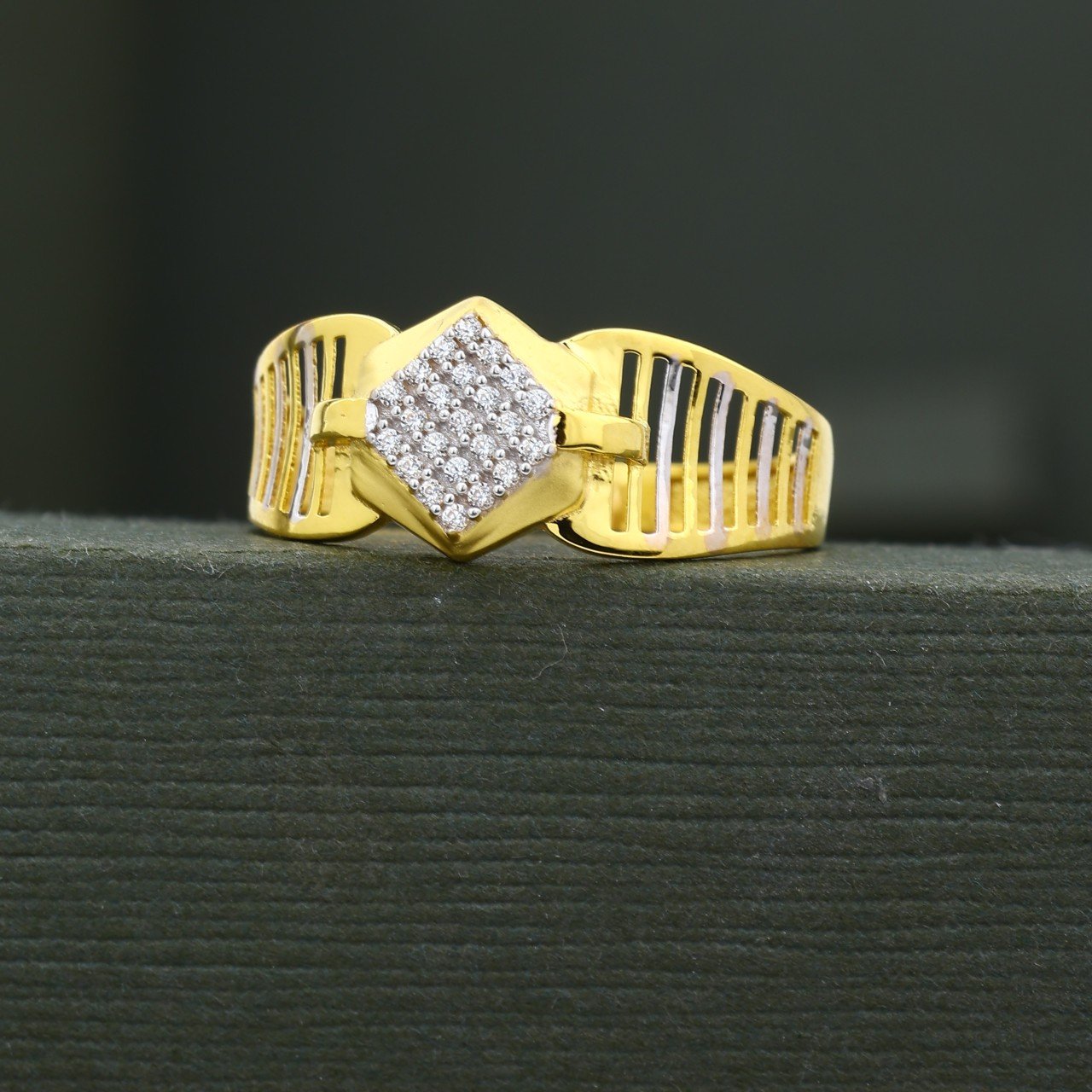 CZ Gents Ring (GR-7515PH)