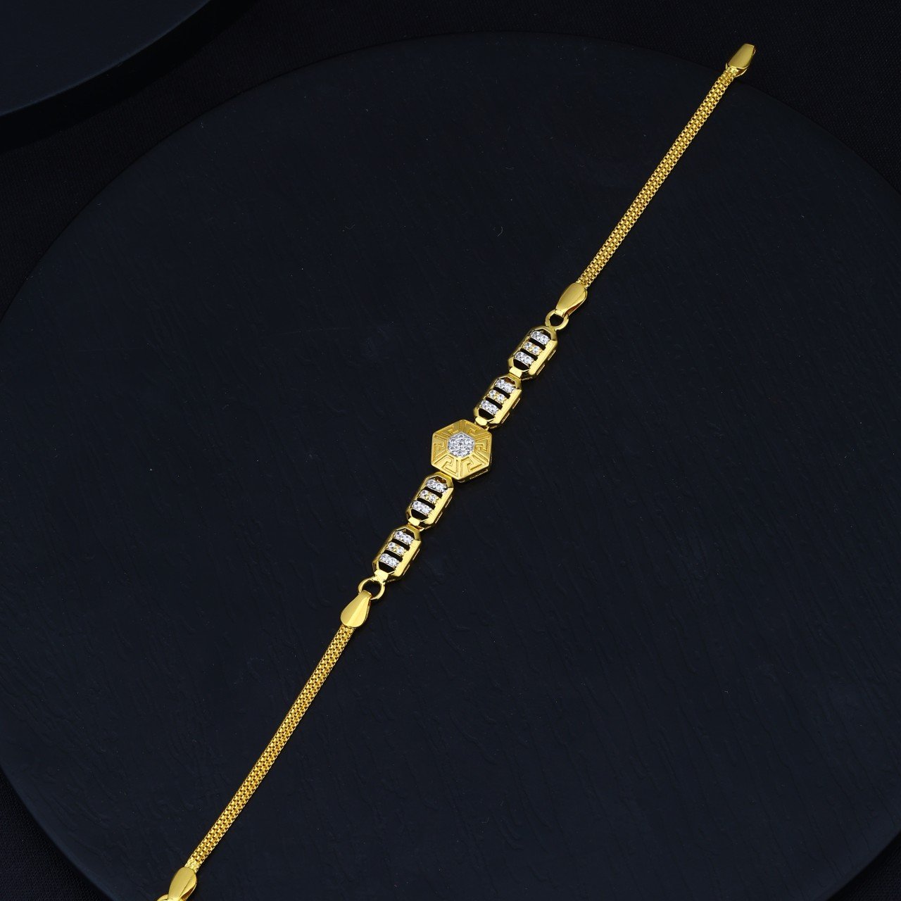 CZ Lucky (SJLBR-865-PH)
