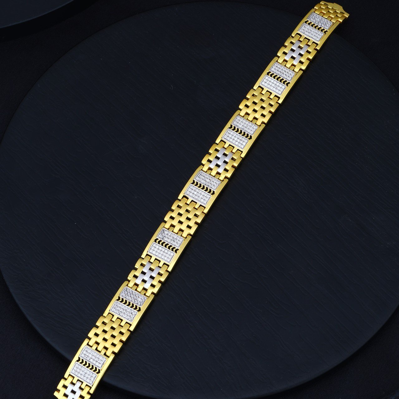 GENTS BRACELET  (SJGBR-552-P)